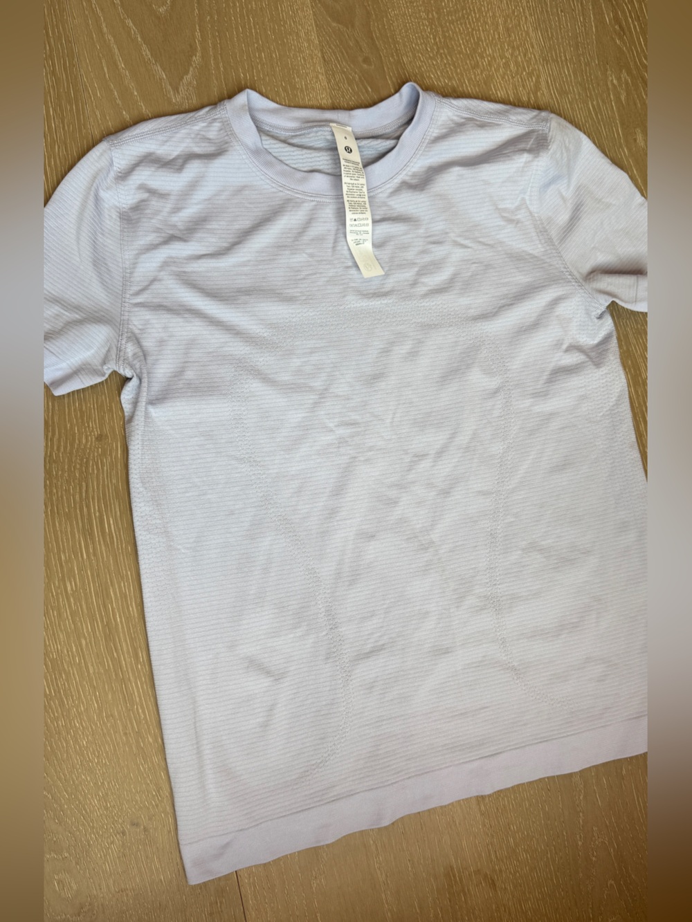 Lululemon Light Gray Ribbed Shirt size 0